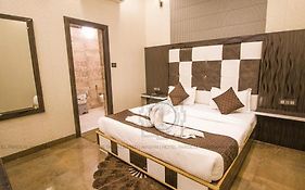 Hotel Pardesi Haridwar